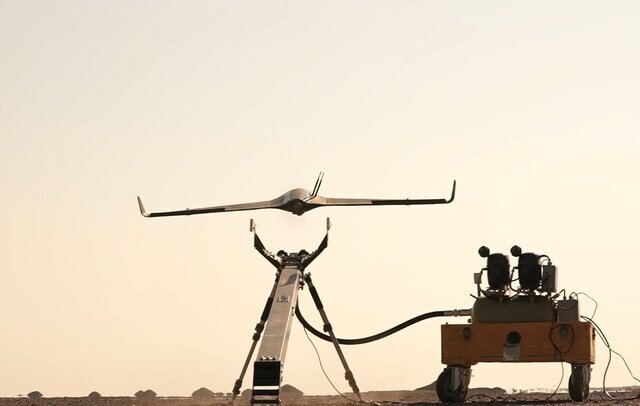 Iran Army unveils pinpoint laser bombs