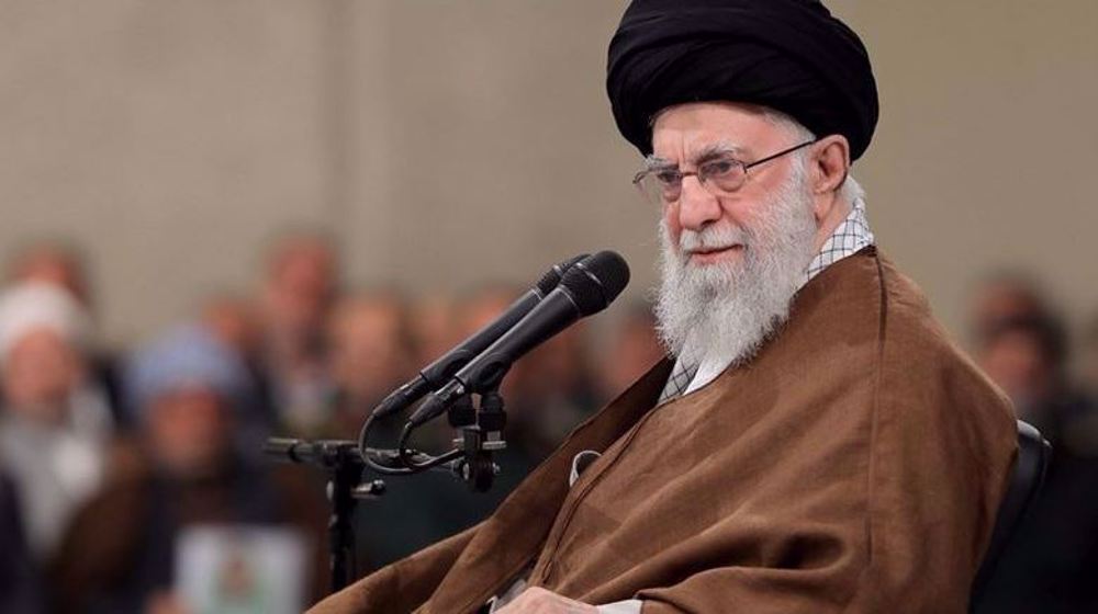 Ayatollah Khamenei pardons, commutes sentences of 1,526 prisoners