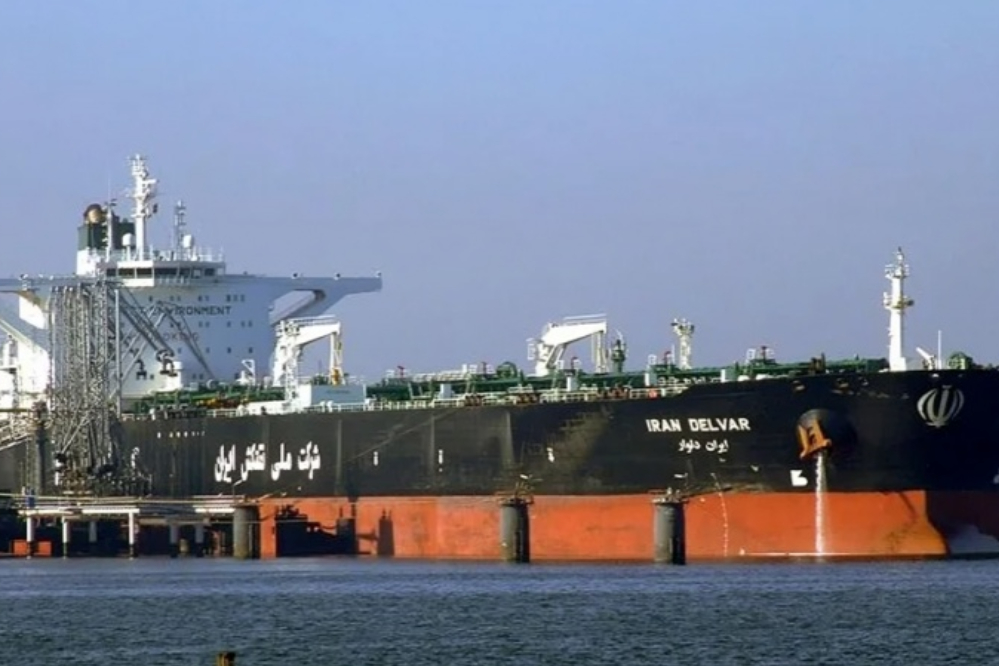 Игнорирование санкций со стороны нефтяной промышленности Ирана; Рекордный экспорт в Китай