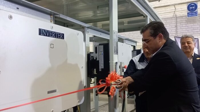 Iran’s first integrated solar power plant system unveiled in Zanjan