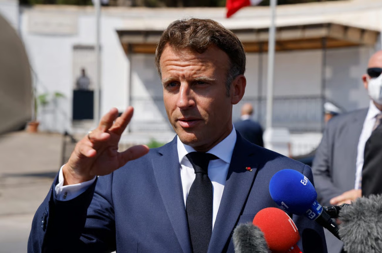 Macron calls on the U.S. to resume diplomacy with Iran
