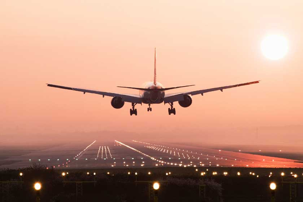 伊朗重新开放中部和西部领空 仅供国际航班过境