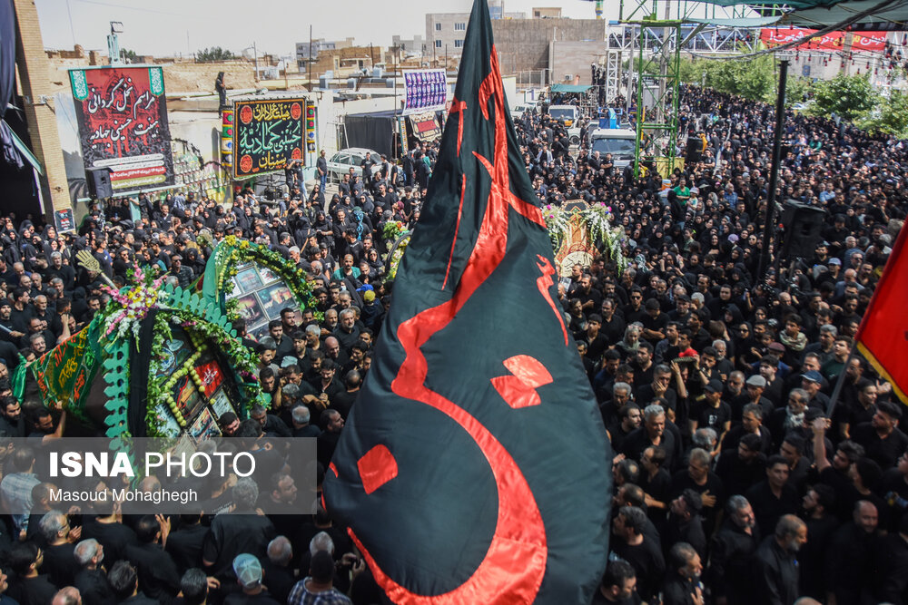 Ashura; symbol of struggle btw righteousness, falsehood