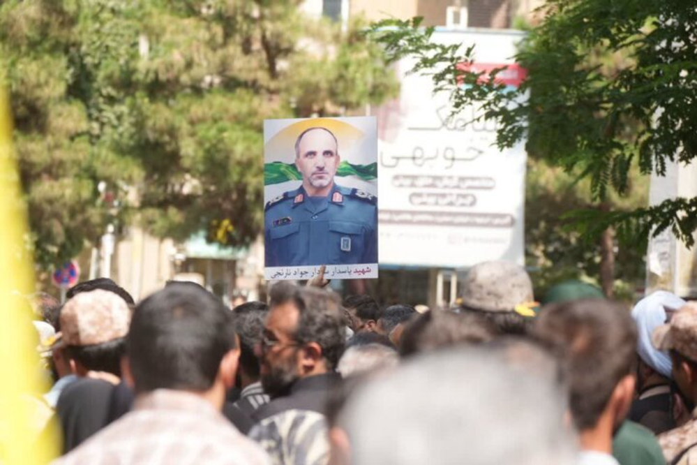 جثمان الشهيد نارنجي يوارى الثرى في أرومية