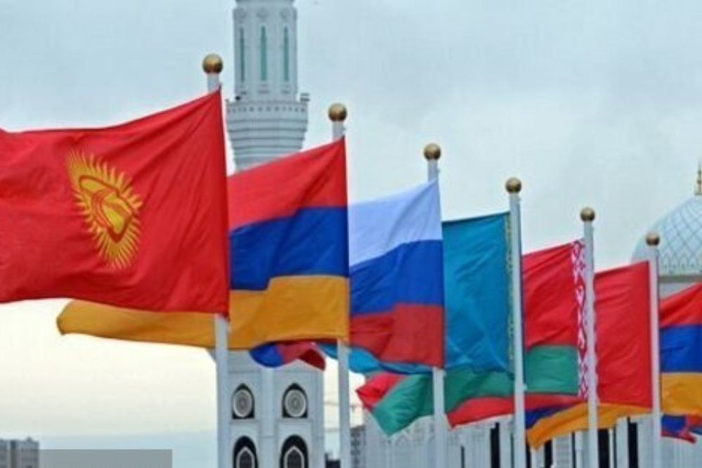 قدرة إيران التصديرية تبلغ 12 مليار دولار إلى الاسواق الأوراسية