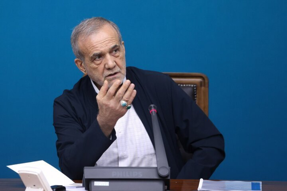 الرئيس الايراني يؤكد على تعزيز التفاعل مع الدول الأخرى على أساس المصالح المشتركة ومبدأ الربح للجميع