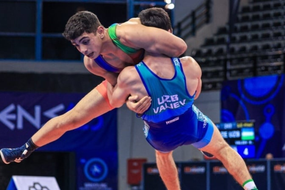 Сборная Ирана по греко-римской борьбе стала чемпионом мира; иранская волейбольная команда одержала победу над Бельгией