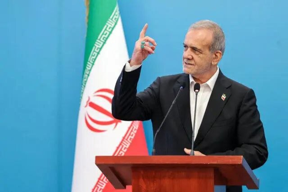 الرئيس بزشكيان: صامدون في الدفاع عن إيران ودعم الشعب الفلسطيني