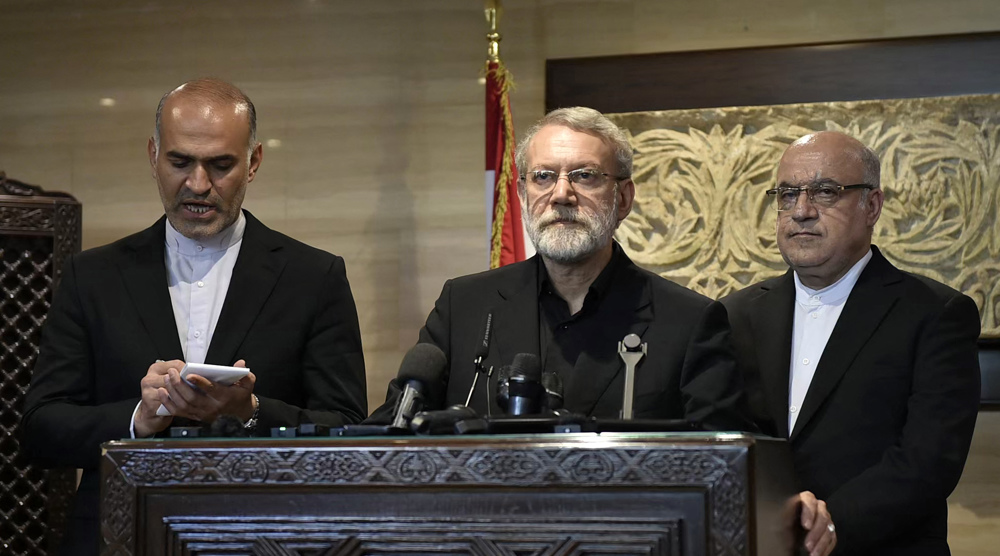 Larijani: Iran respects Lebanon's sovereignty, urges politicians to differentiate between friends, foes