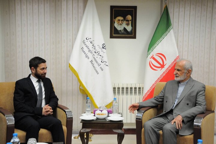 Head of Iran's Strategic Council  calls on Armenia to resolve Iran concerns