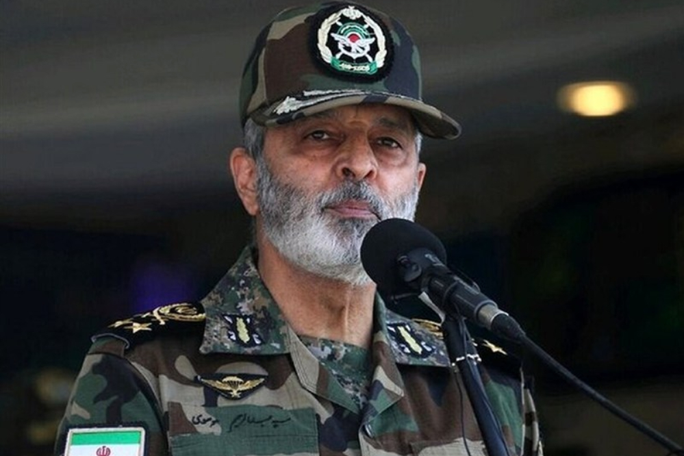 اللواء موسوي: السبيل الوحيد لتحصين البلاد من التهديدات هو مواصلة استراتيجية تعزيز القدرة الدفاعية