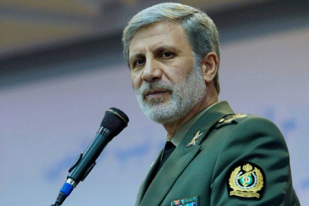 فرمانده کل ارتش: ارتش آماده مقابله با تهدیدات در هر سطحی است