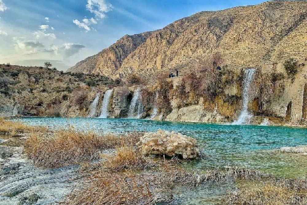 بهمن