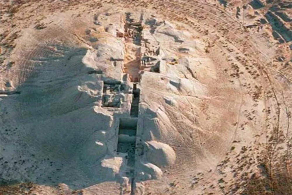 بیضا