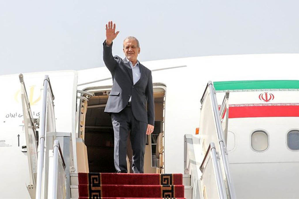 رئیس جمهور به اردبیل سفر کرد