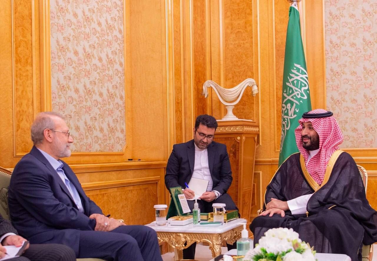Iran's top security official discusses regional issues with Saudi officials