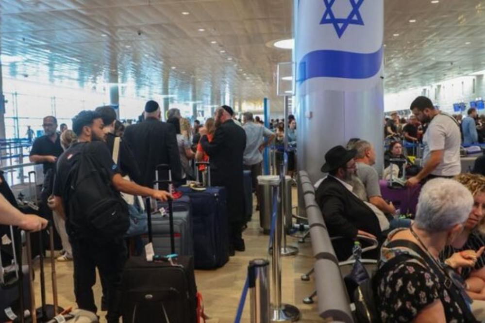 מספר הציונים שעוזבים את השטחים הכבושים עולה על מספר המגיעים.