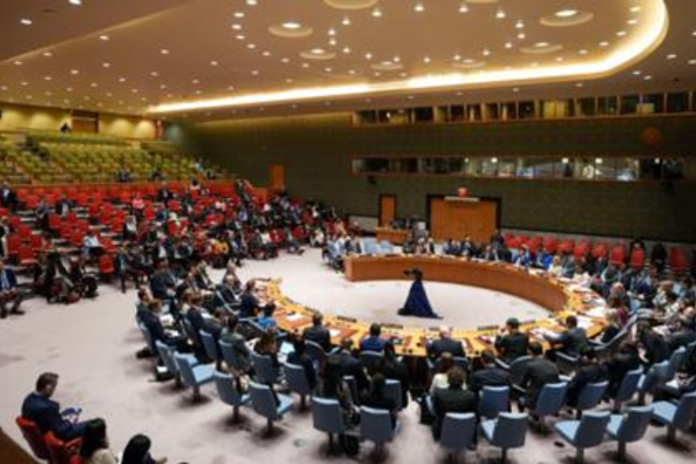 Совет Безопасности проголосовал против резолюции о продолжении снятия санкций с Ирана