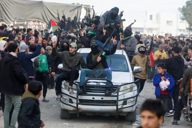 From Cognitive Warfare to Balancing Deterrence of Resistance