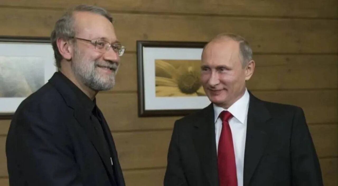 Top security official conveys Leader’s message to President Putin