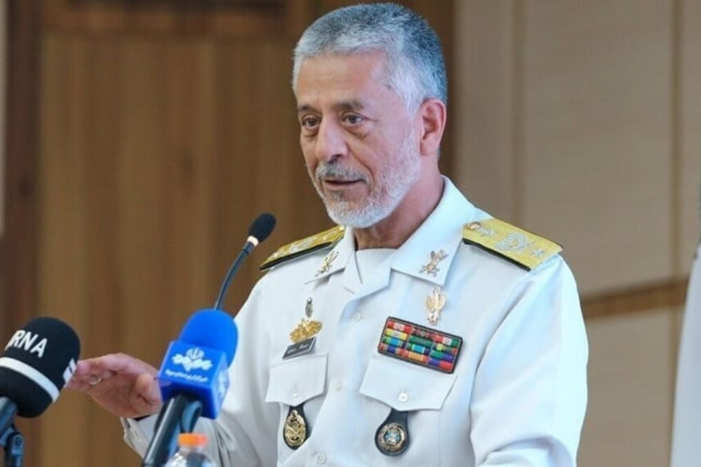 Адмирал Сайяри: Никакая угроза не может подорвать безопасность Ирана