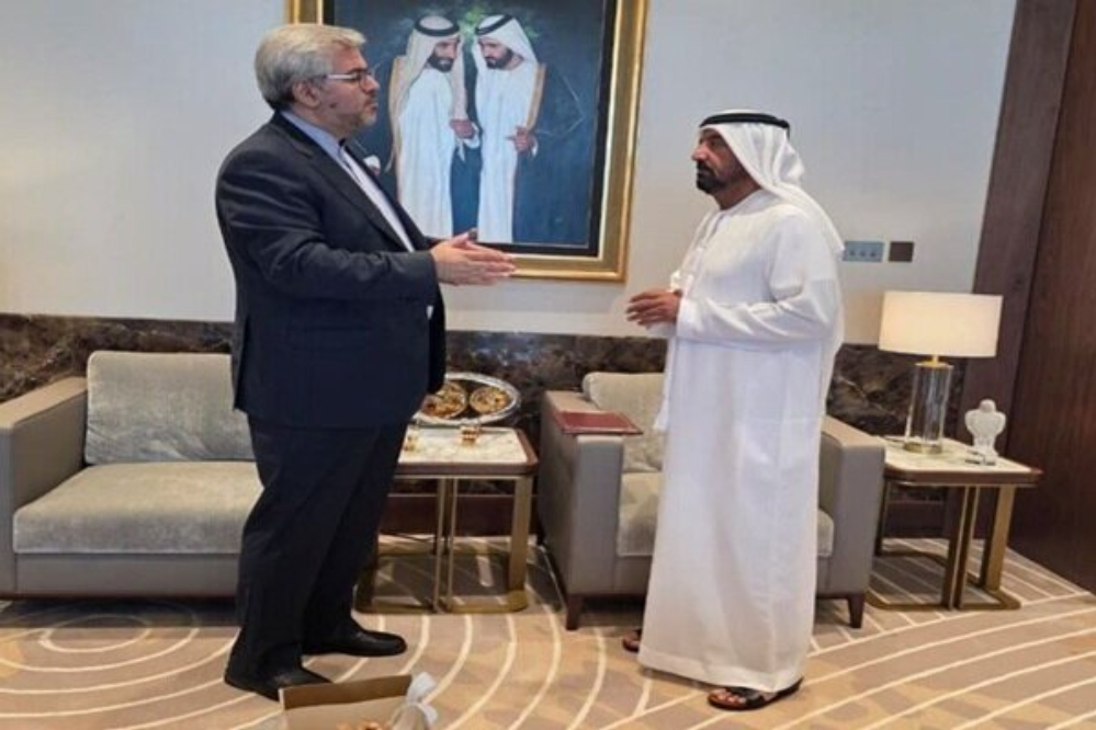القنصل العام الإيراني يلتقي الرئيس التنفيذي لطيران الإمارات لتعزيز التعاون بين البلدين