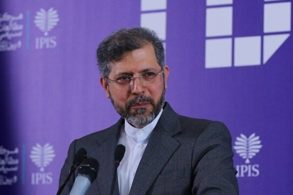 خطيب زاده: إيران لا تتجاوب إلا مع لغة الاحترام