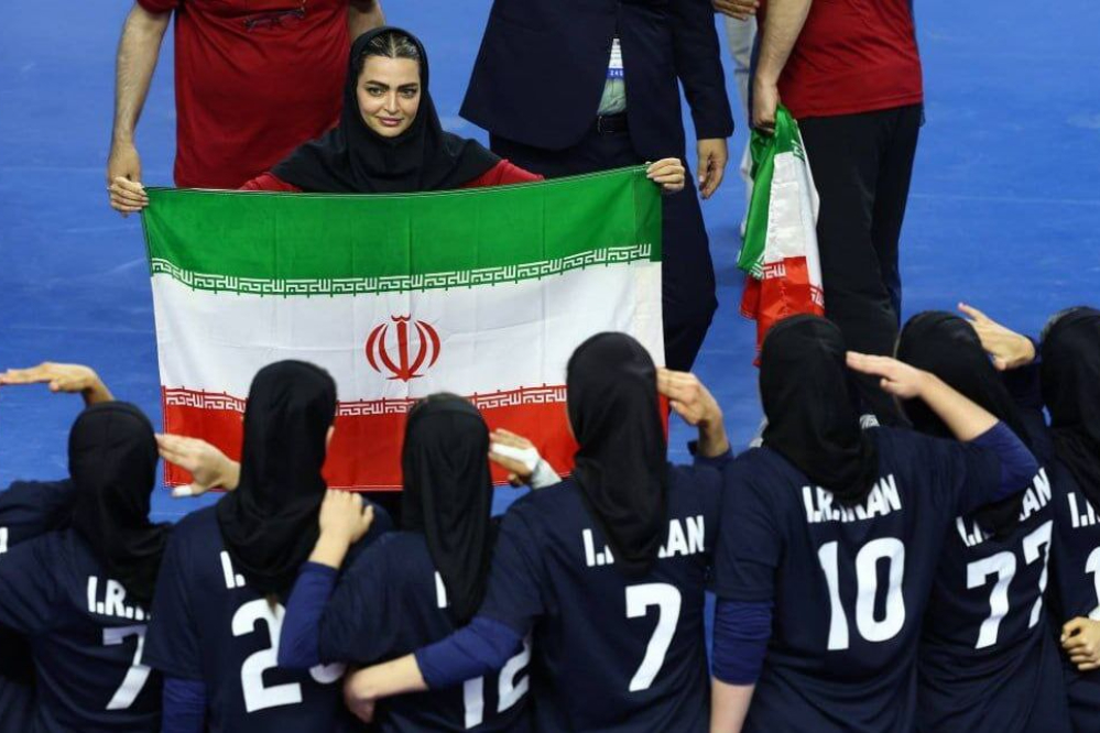 Девушки-гандболистки из Ирана завоевали золото на Юношеских Азиатских играх
