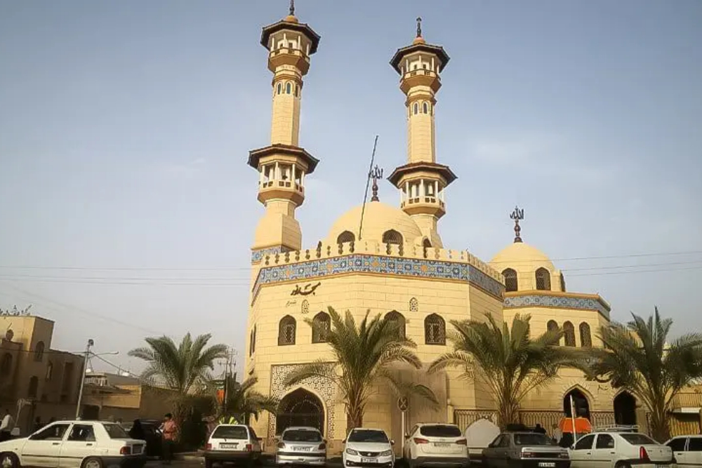 Introduction to Tourist Attractions of Iranian Cities