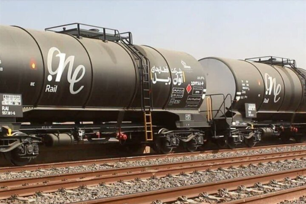صادرات اول حمولة وقود من ايران إلى أفغانستان عبر السكك الحديدية