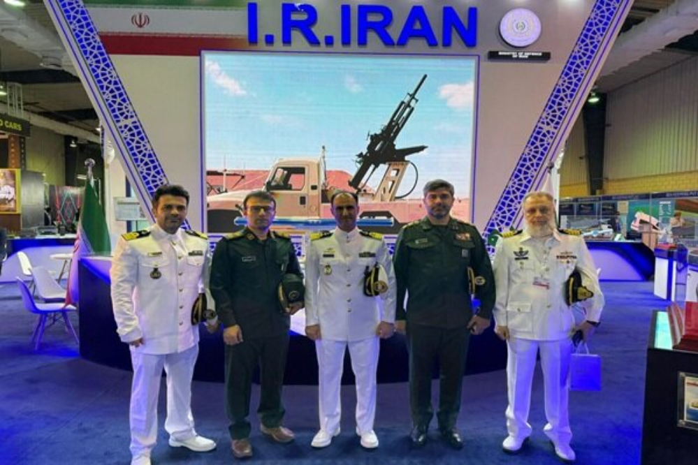 وفد عسكري إيراني يصل إلى كراتشي لحضور معرض بحري دولي