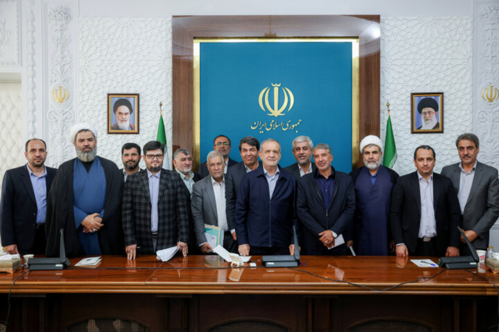 بزشكيان: القدرة الدفاعية للبلاد اليوم لا تُقارن بما كانت عليه قبل حرب الـ 12 يوماً