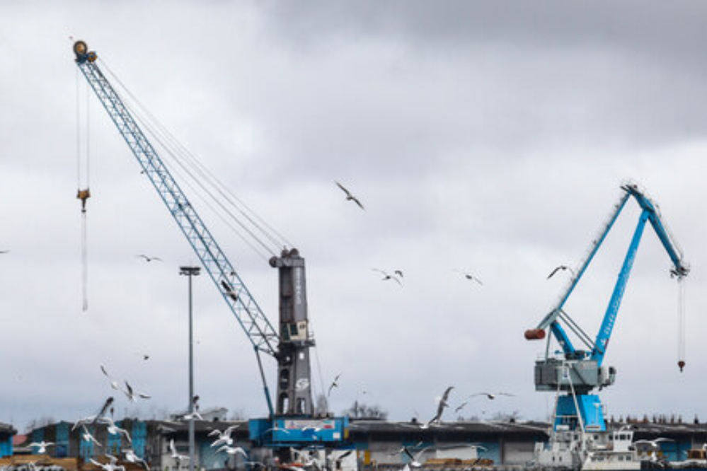 ميناء تشابهار: محور استراتيجي لتحويل إيران إلى الطريق التجاري الرئيسي لأوراسيا