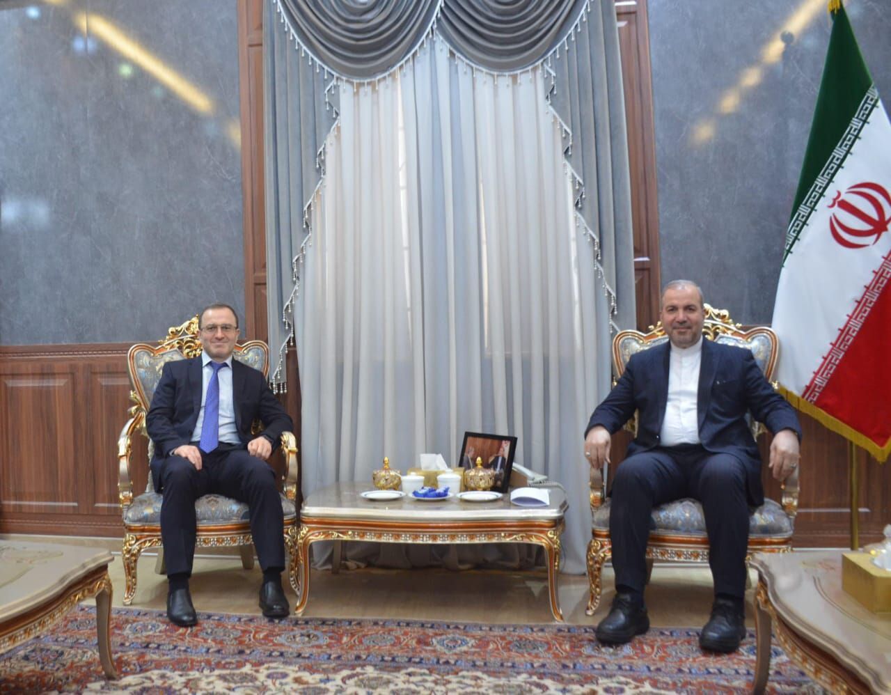 Iranian, Russian ambassadors in Baghdad stress importance of Iraq elections