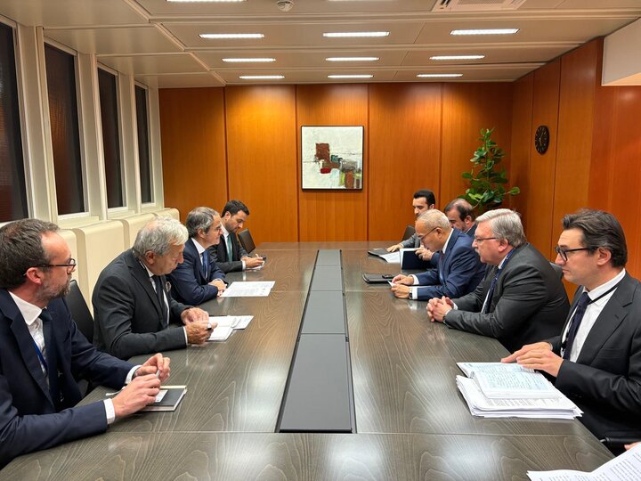 Russian, Chinese, Iranian envoys meet with IAEA chief