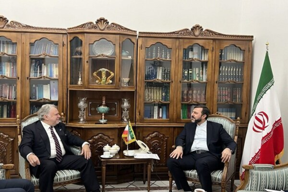 غريب آبادي الإجراءات والاعتداءات الأحادية الجانب للولايات المتحدة والاحتلال تضعف النظام العالمي غريب آبادي الإجراءات والاعتداءات الأحادية الجانب للولايات المتحدة والاحتلال تضعف النظام العالمي