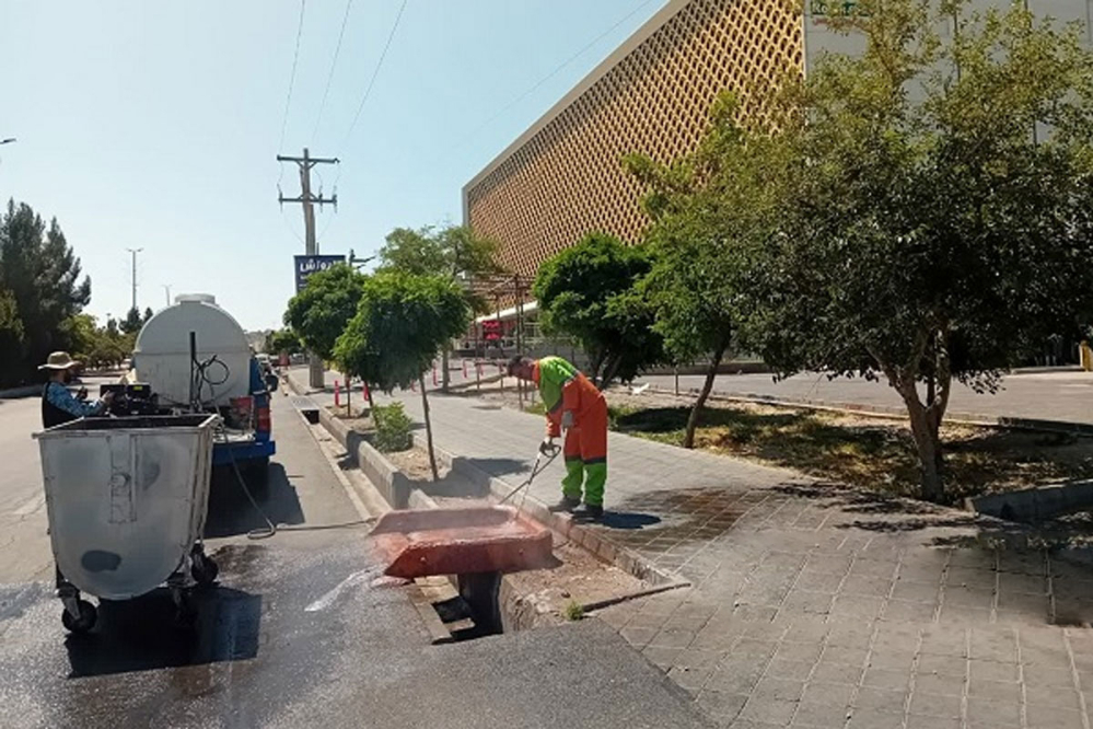 معاون زاکانی: تهران کثیف نیست؛ صبح زود شهر تمیز است