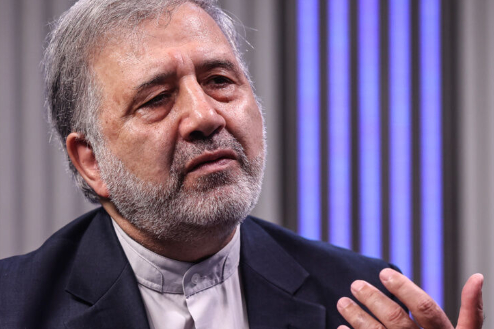 Envoy says Pezeshkian’s letter to Saudi crown prince focus on developing ties