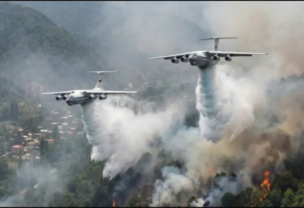 Turkish water-bombing aircraft arrive in Iran