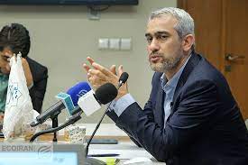 وزیر اقتصاد: کسری بودجه را امسال کاهش می‌دهیم