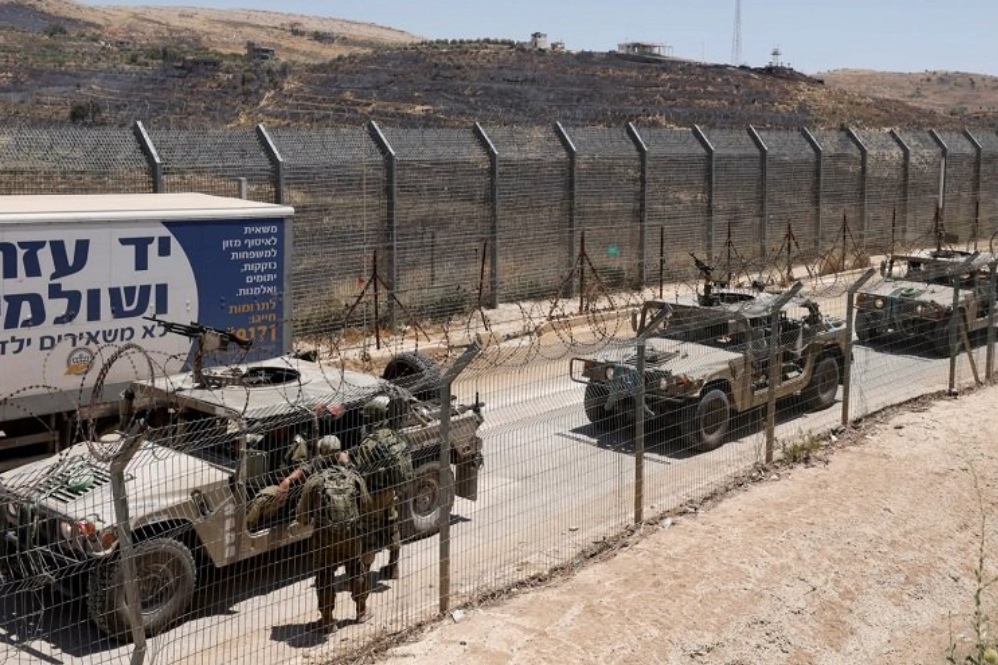 פלישה ישראלית חדשה עם שלושה כלי רכב צבאיים לתוך אזור הכפרי של מרכז קוניטרה