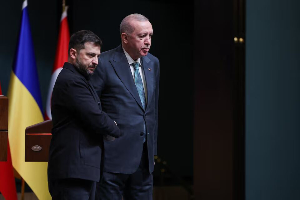 ترکیه: پیش از بحث درباره اعزام نیرو، باید آتش‌بس بین روسیه و اوکراین برقرار شود