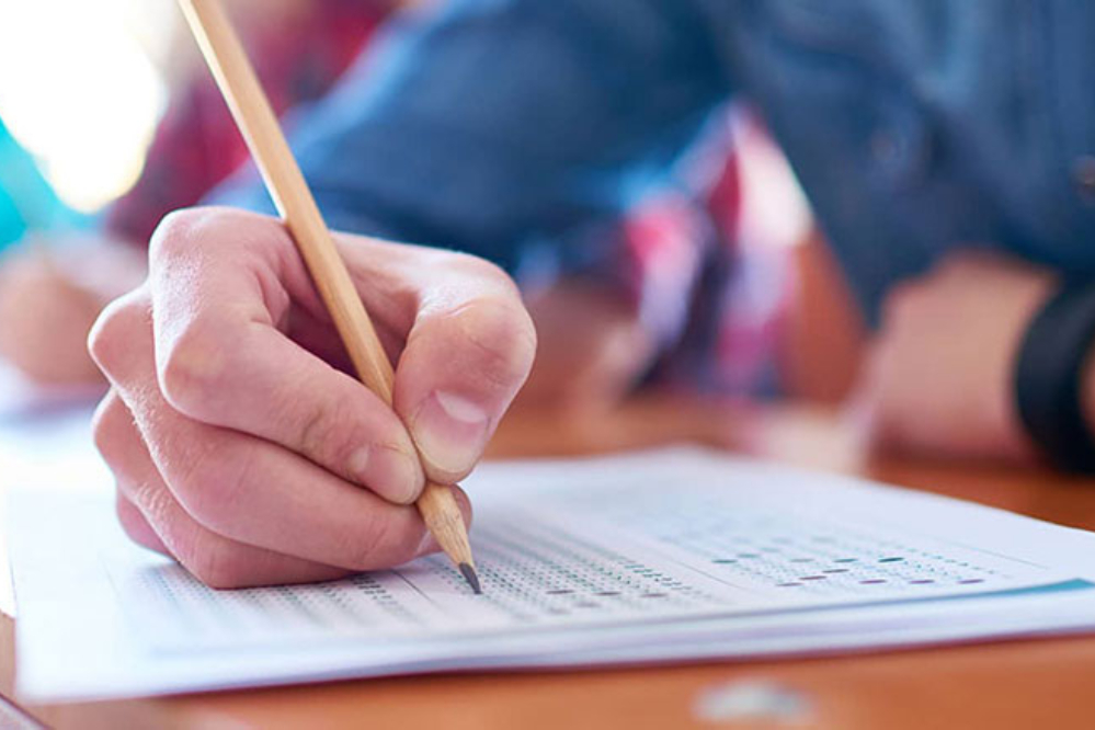 تمدید مهلت ثبتنام آزمون کارشناسی رسمی دادگستری 1404