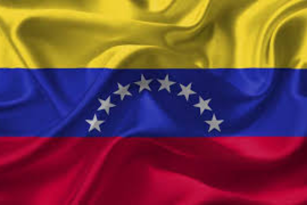 واکنش «کاراکاس» به پیام «دونالد ترامپ» درباره حریم هوایی ونزوئلا