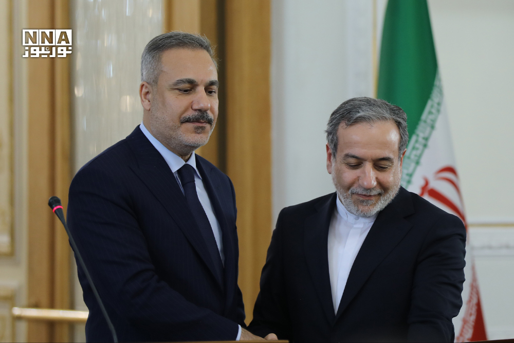 伊朗伊斯兰共和国和土耳其外交部长联合新闻发布会