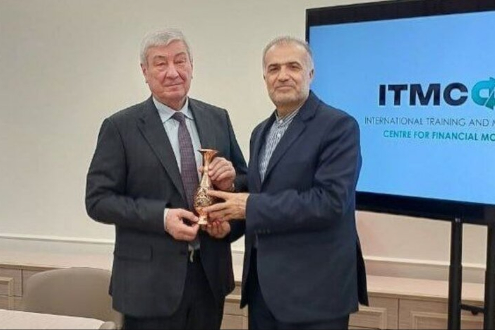 إيران وروسيا تعقدان مشاورات لمكافحة غسل الأموال