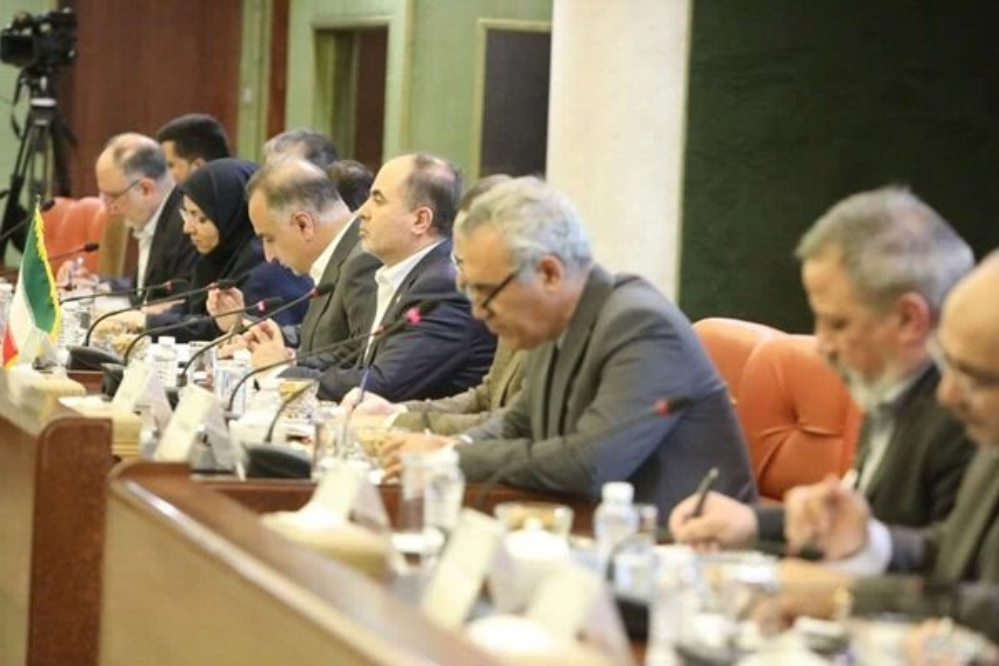 إيران وبيلاروسيا تتفقان على إنتاج مشترك للآلات الزراعية وأسمدة البوتاس