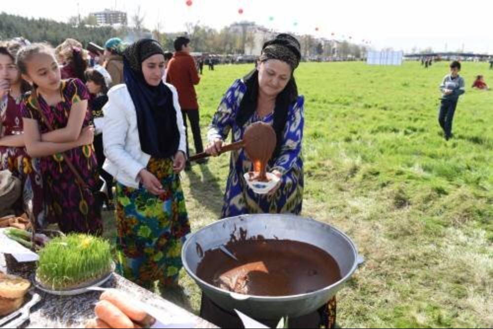 ثبت جهانی «سمنوپزی»، «سرمه» و «بِشت»