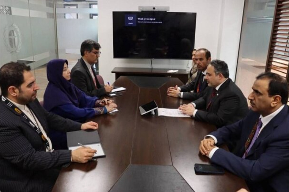 ايران وقطر تؤكدان على تعزيز التعاون البيئي لمكافحة الغبار