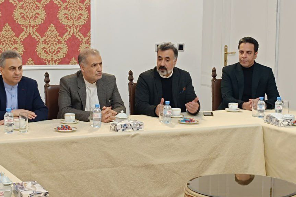 Казем Джалали встречается с руководителями туристических агентств по вопросам иранского туризма